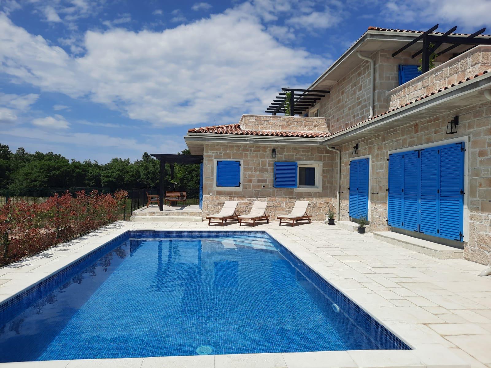 Villa Mare Blue exterior